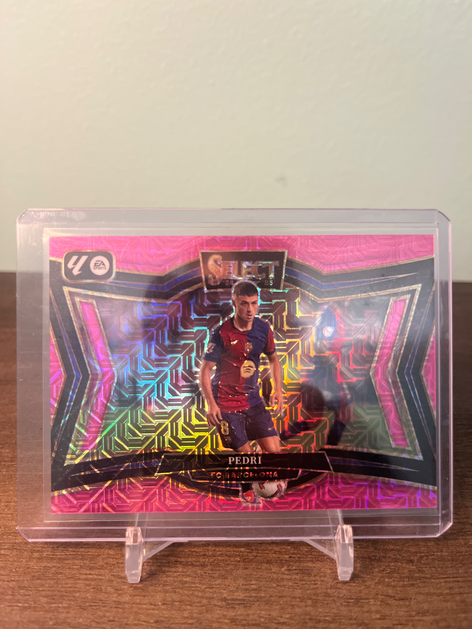 2024-25 Select La Liga Soccer - Field Level Pedri /179 Mint
